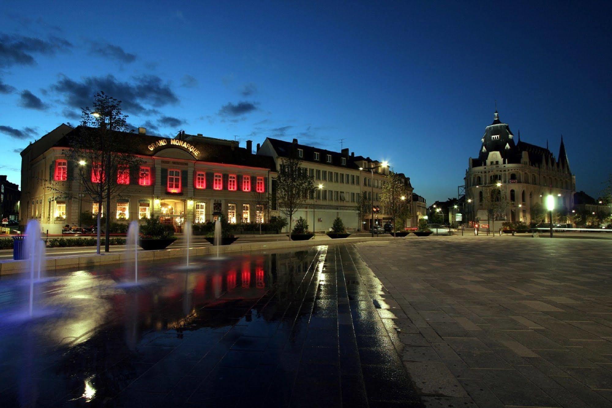 Hotel & Spa Le Grand Monarque, BW Premier Collection Chartres Bagian luar foto